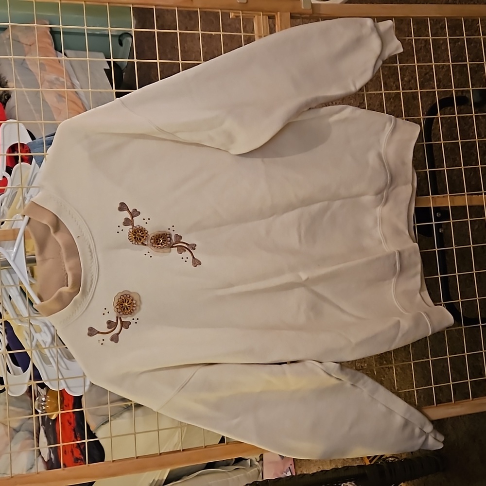 Preloved from Wendy's closet. Woman's long sleeve sweatshirt